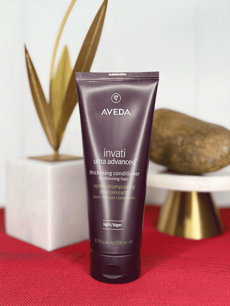 INVATI ULTRA ADVANCED™ THICKENING CONDITIONER – LIGHT