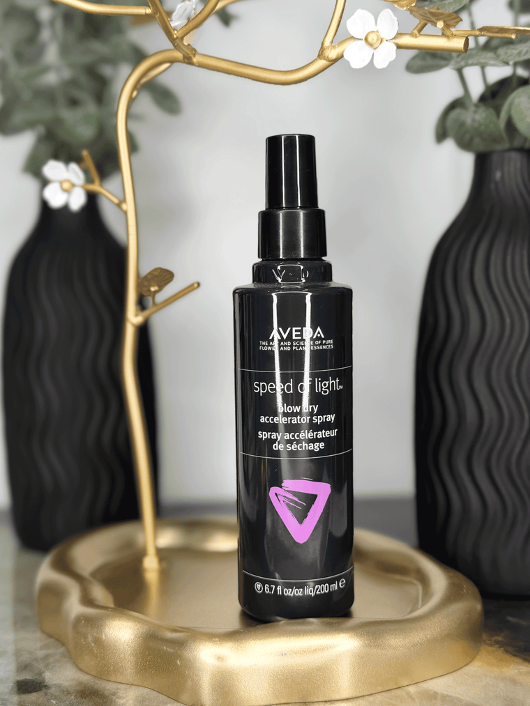 SPEED OF LIGHT™ BLOW DRY ACCELERATOR SPRAY